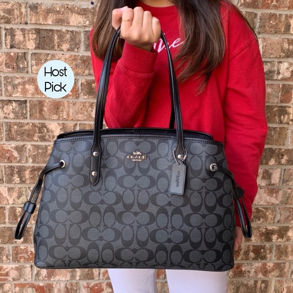 Coach Handbags - Coach Carryall Bag